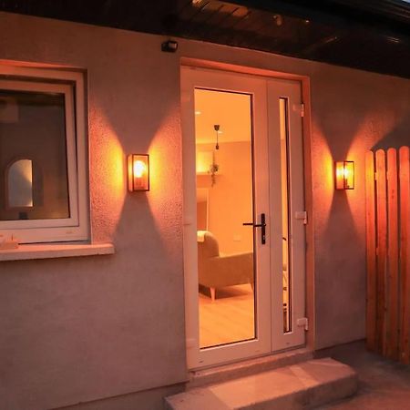 Modern Studio Apartment In Cashel Кашел Екстер'єр фото