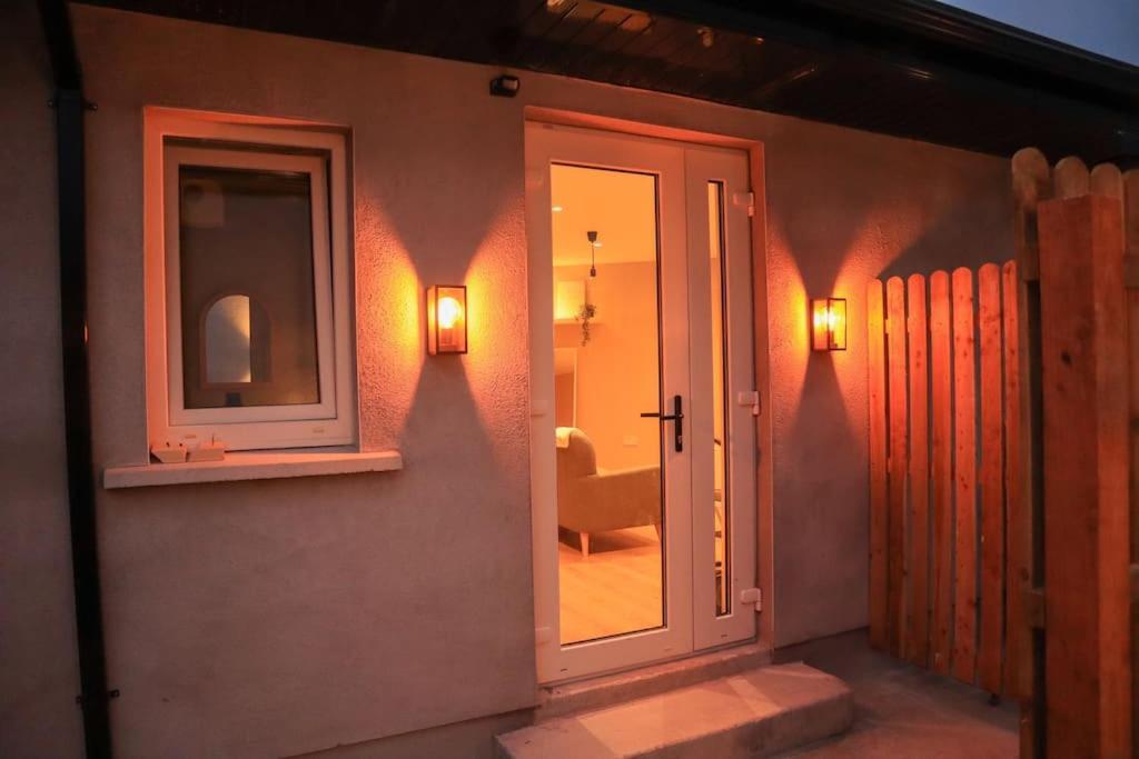 Modern Studio Apartment In Cashel Кашел Екстер'єр фото